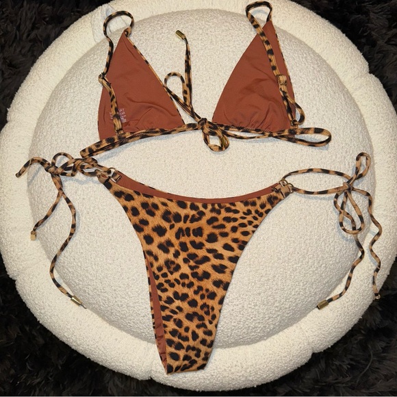 Monday Swim Barbados Top Jaguar - Picture 3 of 4